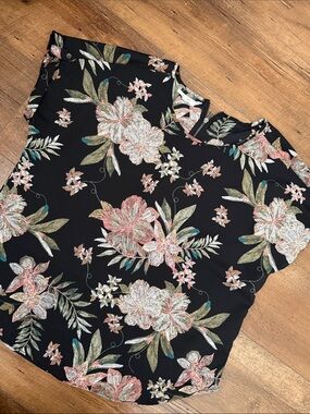 Maurices Black Floral Print Women’s Top
